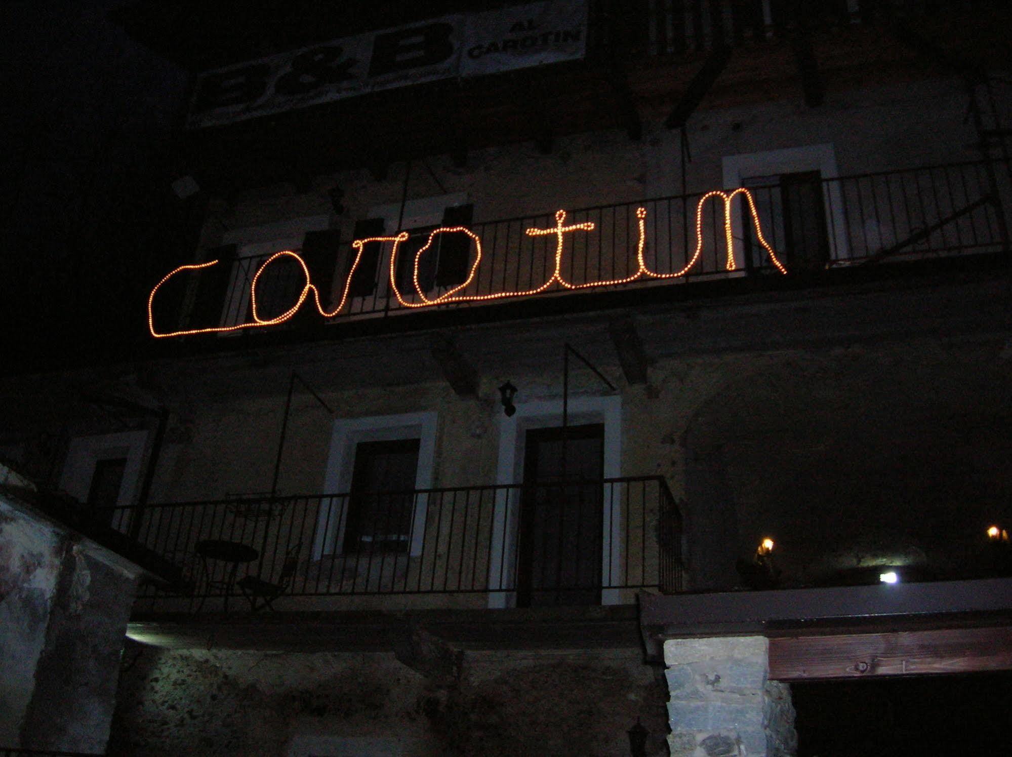 B&B Al Carotin Mantello Buitenkant foto