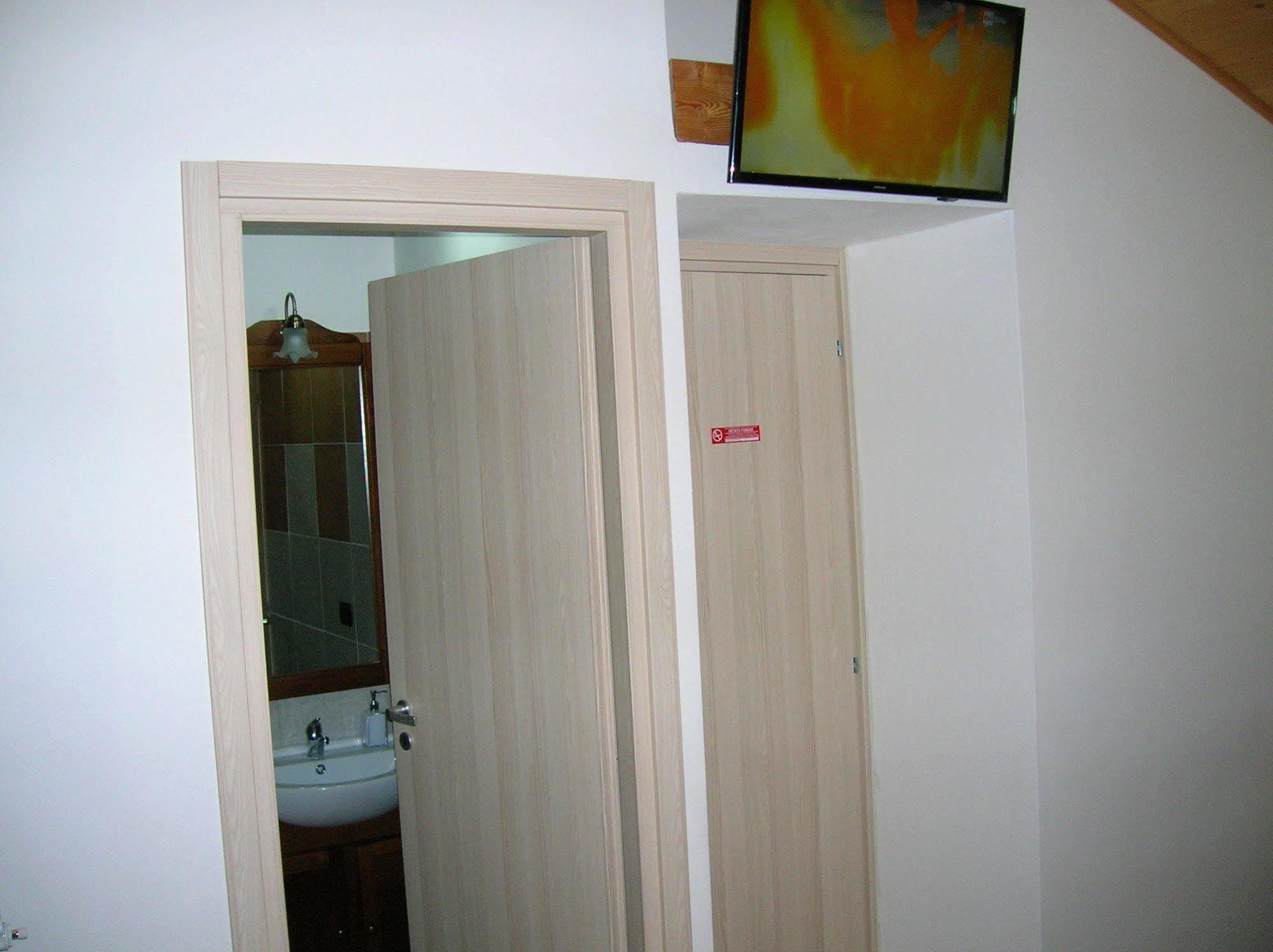 B&B Al Carotin Mantello Buitenkant foto