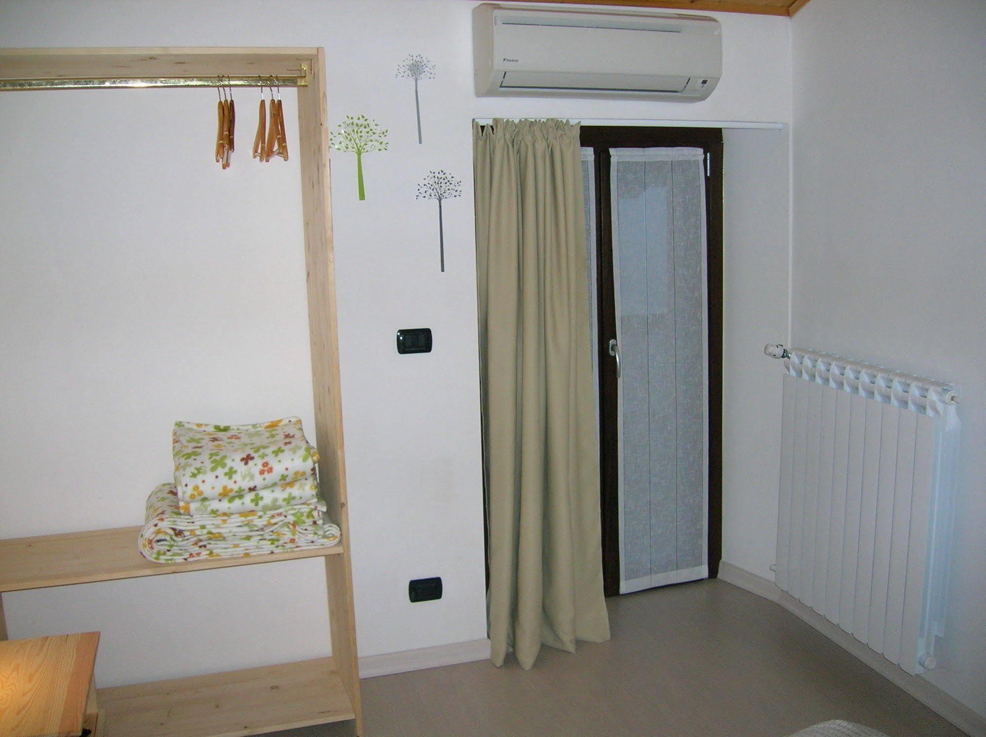 B&B Al Carotin Mantello Buitenkant foto
