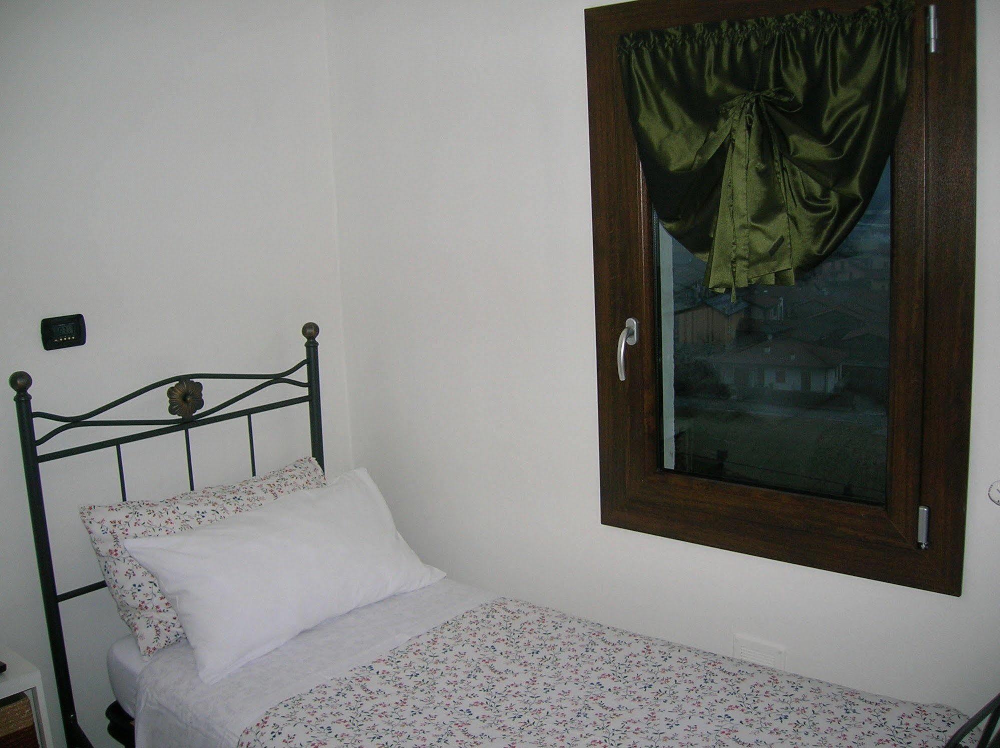 B&B Al Carotin Mantello Buitenkant foto